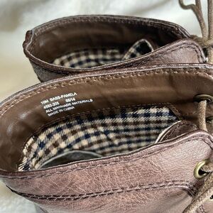 Brown Lace-Up Bass - “Pamela” Ankle Boots! Never worn & Size 10! 🤎